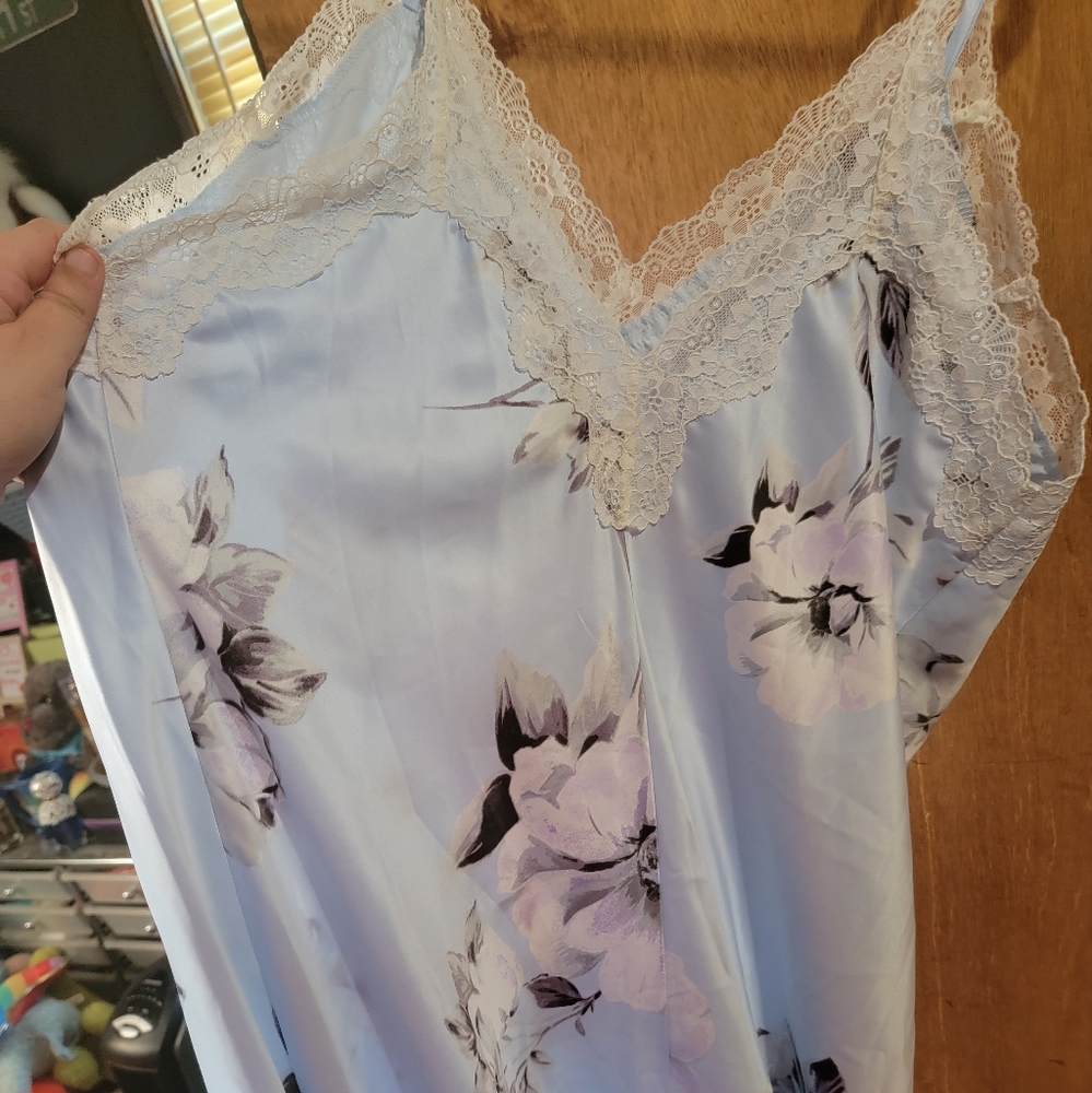 New without tags XXL silky nightgown